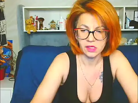 Natali3855 online show from 10, 3, 2025