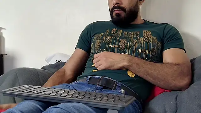 BEN BLAZE online show from 5, 3, 2025