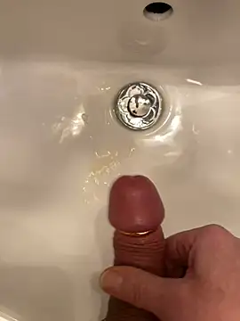 Snapshot of knudelboy2 chatting on 4, 3, 2025 knudelboy2 online show from 4, 3, 2025