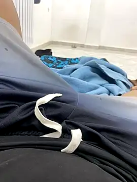 Snapshot of Lahcene chatting on 21, 11, 2025 Lahcene online show from 21, 11, 2025