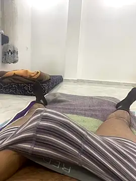 Snapshot of Lahcene chatting on 15, 12, 2025 Lahcene online show from 15, 12, 2025