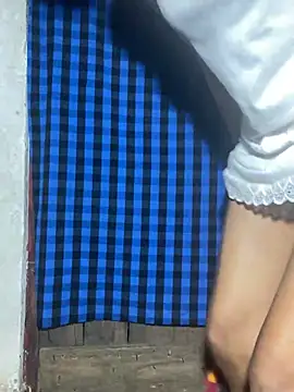 Teena girl online show from 2, 1, 2025
