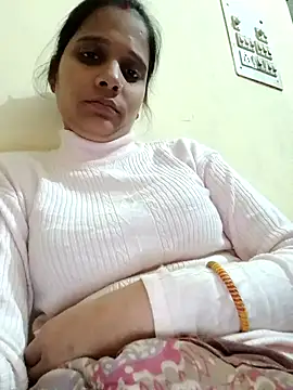 Snapshot of radhika07 chatting on 15, 12, 2024 radhika07 online show from 15, 12, 2024