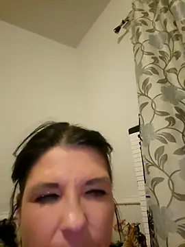 Neveah6 online show from 25, 12, 2024