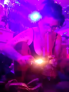 Neveah6 online show from 28, 12, 2024