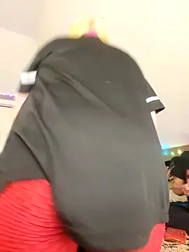 Neveah6 online show from 4, 1, 2025