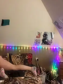 Neveah6 online show from 4, 1, 2025