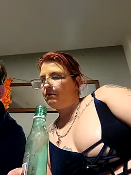 Neveah6 online show from 20, 2, 2025