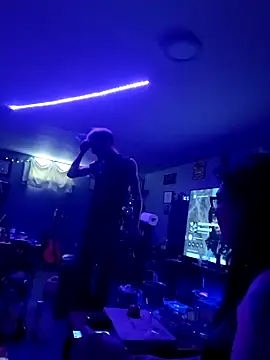 Neveah6 online show from 10, 3, 2025