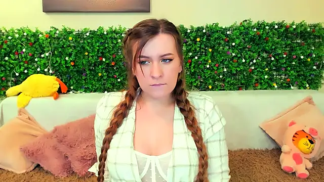 liya gorgeous online show from 22, 12, 2024