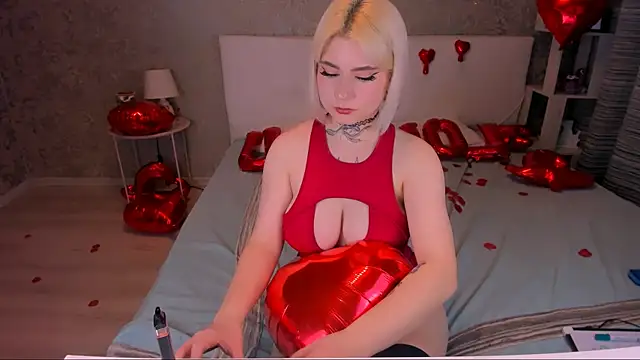 Snapshot of NikaRocks chatting on 13, 2, 2025 NikaRocks online show from 13, 2, 2025