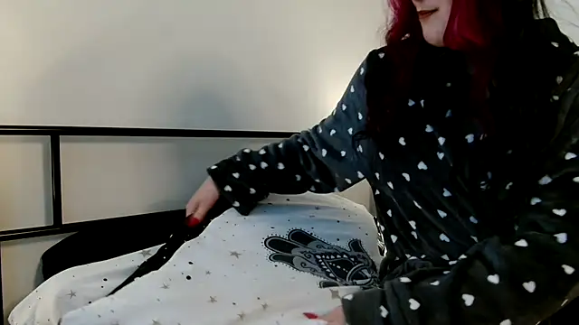 lunabellex online show from 14, 3, 2025