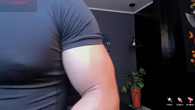 Flynn Riider online show from 13, 10, 2025