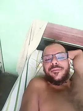 Snapshot of Charly_BC_Dirty chatting on 19, 10, 2025 Charly BC Dirty online show from 19, 10, 2025