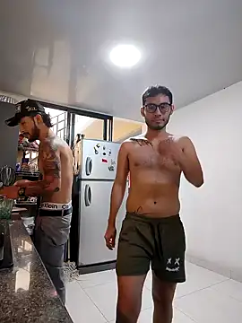 Snapshot of alexdesire chatting on 5, 10, 2025 alexdesire online show from 5, 10, 2025