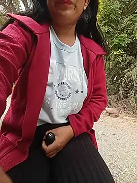Danna-linyi online show from 1, 7, 2026
