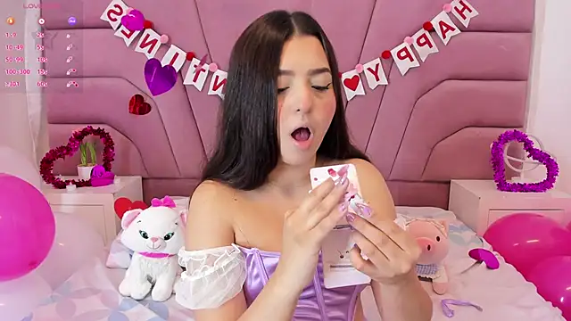 Snapshot of zoewillian chatting on 15, 2, 2025 zoewillian online show from 15, 2, 2025