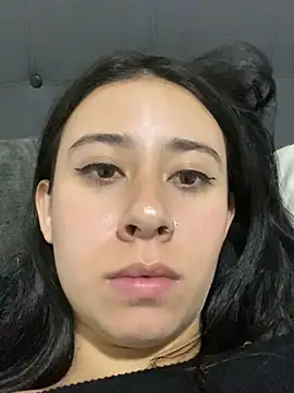 Zoee t online show from 1, 3, 2025