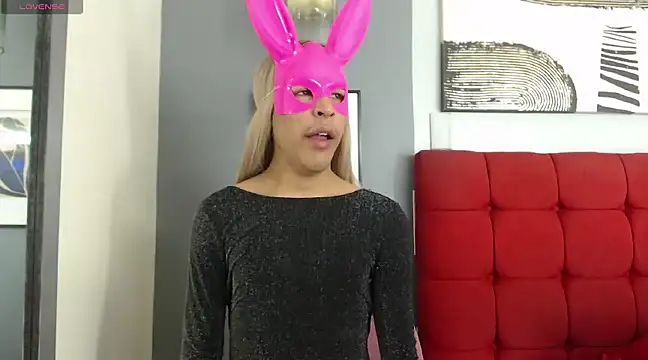  Natassia Dreams online show from 27, 12, 2024