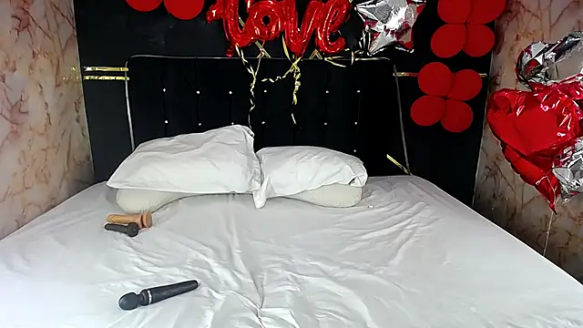 AmandaRobers online show from 28, 2, 2025