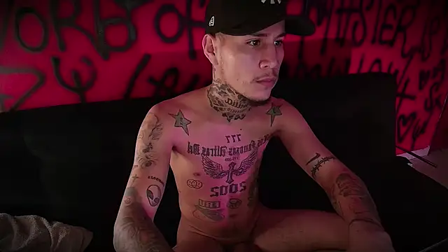 Snapshot of Junihn0 chatting on 11, 2, 2025 Junihn0 online show from 11, 2, 2025