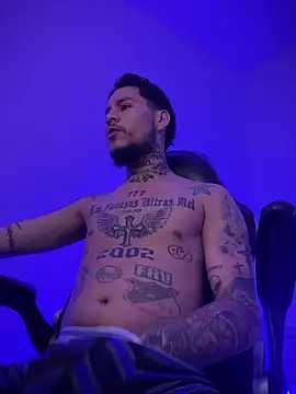 Snapshot of Junihn0 chatting on 14, 10, 2025 Junihn0 online show from 14, 10, 2025