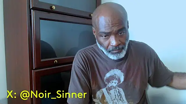 Snapshot of sinnernoir chatting on 19, 5, 2026 sinnernoir online show from 19, 5, 2026