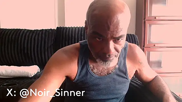 Snapshot of sinnernoir chatting on 14, 6, 2026 sinnernoir online show from 14, 6, 2026
