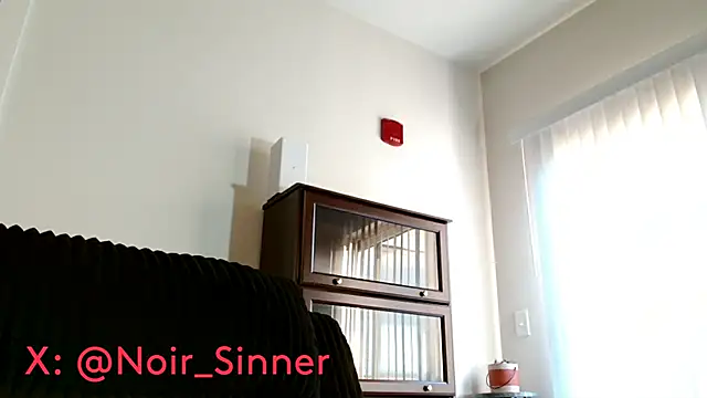 Snapshot of sinnernoir chatting on 26, 6, 2026 sinnernoir online show from 26, 6, 2026