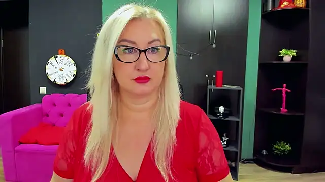 ChristyBrooks online show from 22, 10, 2025