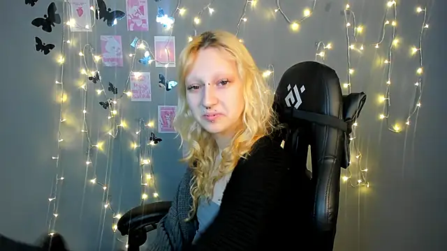 Lexy-Woorhez online show from 5, 2, 2025