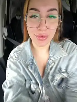 VikiDemi online show from 13, 9, 2025