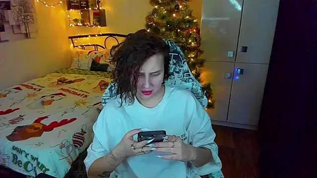 Snapshot of LinaTruly chatting on 9, 1, 2026 LinaTruly online show from 9, 1, 2026