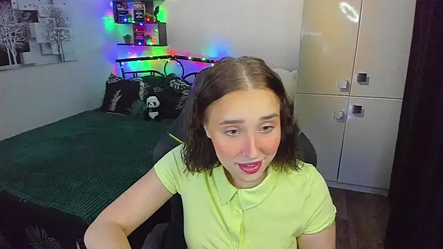 Snapshot of LinaTruly chatting on 2, 3, 2026 LinaTruly online show from 2, 3, 2026