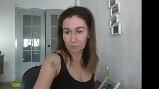 TamaraSweetxo online show from 12, 3, 2026