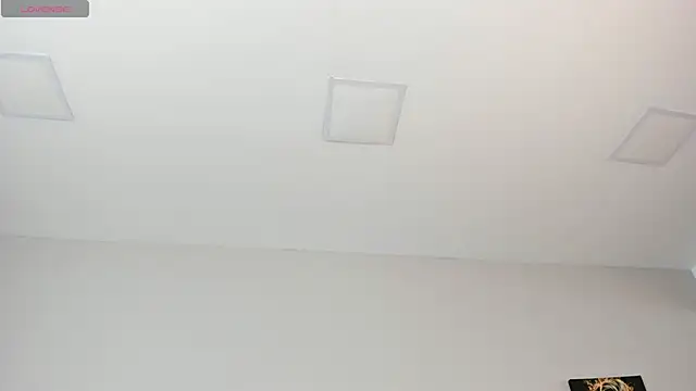 Snapshot of Robin_Rief chatting on 15, 11, 2025 Robin Rief online show from 15, 11, 2025