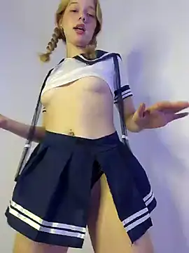 Snapshot of NicoleCut chatting on 12, 1, 2025 NicoleCut online show from 12, 1, 2025