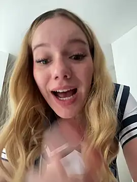 Snapshot of NicoleCut chatting on 23, 2, 2025 NicoleCut online show from 23, 2, 2025