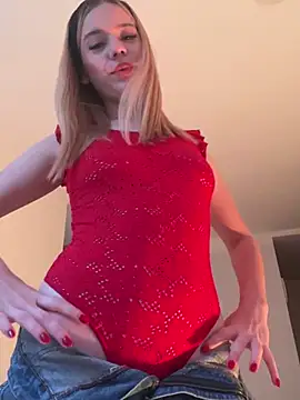 Snapshot of NicoleCut chatting on 2, 3, 2025 NicoleCut online show from 2, 3, 2025