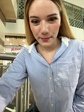 Snapshot of NicoleCut chatting on 24, 9, 2025 NicoleCut online show from 24, 9, 2025