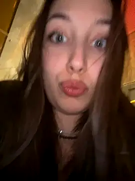 VelvetVixenI online show from 17, 11, 2025