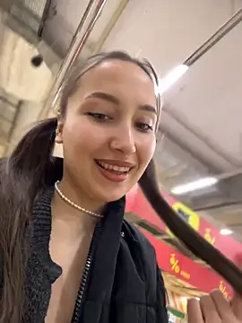 VelvetVixenI online show from 7, 1, 2026