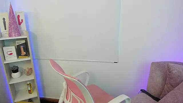 savage sweethearts online show from 27, 12, 2024