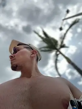 adam-rivera online show from 19, 10, 2025