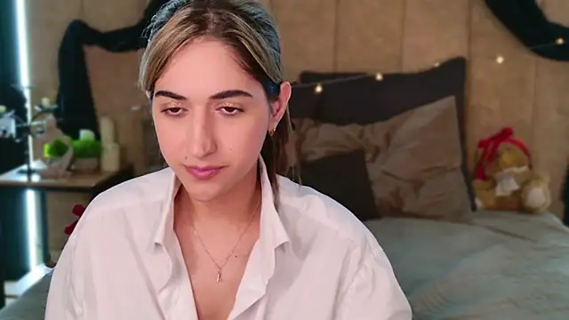 Teresa Stane online show from 22, 3, 2025