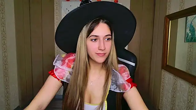 Teresa Stane online show from 28, 10, 2025