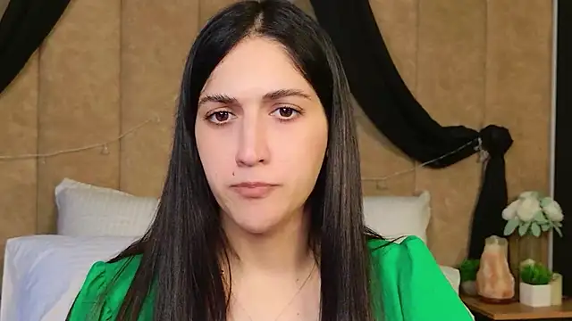 Teresa Stane online show from 2, 12, 2025