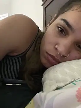 1prettygem online show from 8, 1, 2025