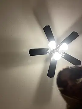 1prettygem online show from 29, 1, 2025