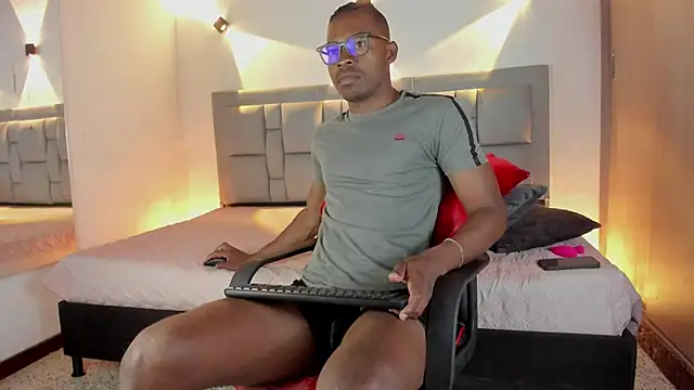 JEFFREY COTTOM online show from 8, 2, 2025